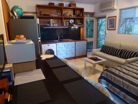 Montauk Rainforest Retreat - Tourism Townsville 1