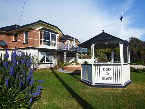 Moonlight Bay B&B Guest House - Tourism Townsville 2