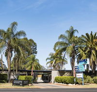 Motel Oasis - Tourism Townsville