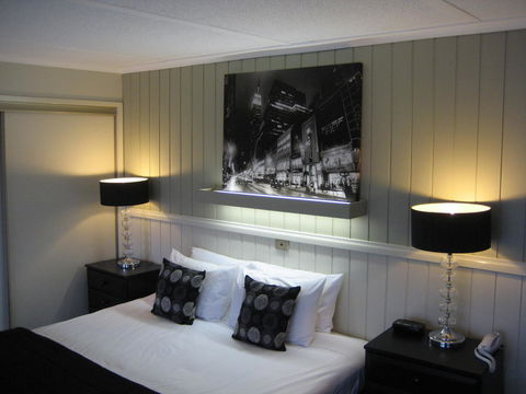 Motel Warrnambool - Tourism Townsville 1