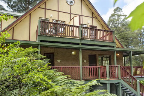 Mountain Lodge - Tourism Townsville 0