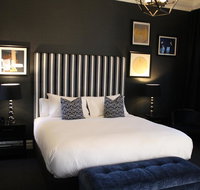 Mrs Banks Hotel - Tourism Townsville