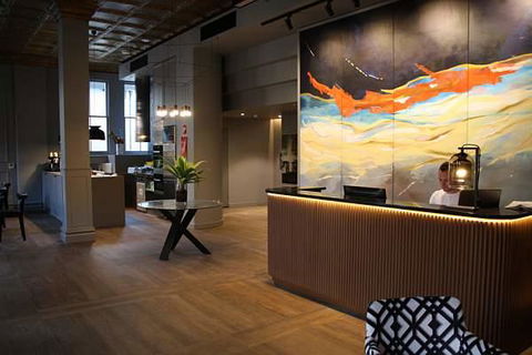 Mrs Banks Hotel - Tourism Townsville 1