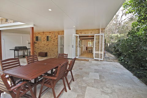 Mudjimba Sands, Mudjimba, Pet Friendly, BOND 500, LINEN INCLUDED, WIFI - Tourism Townsville 1