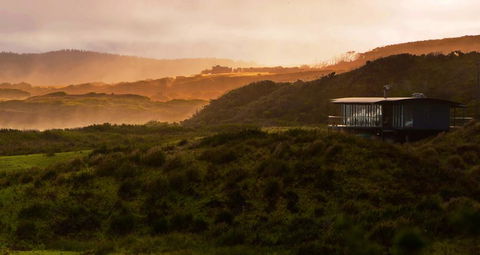 Mures Cloudy Bay Retreat - Tourism Townsville 0