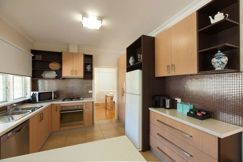 Murray House - Tourism Townsville 3