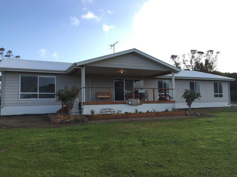 My Island Home - Tourism Townsville 1