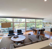 Myers Road Retreat - Tourism Townsville