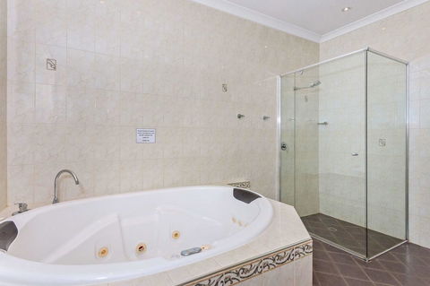 Quality Hotel Bayswater - Tourism Townsville 20