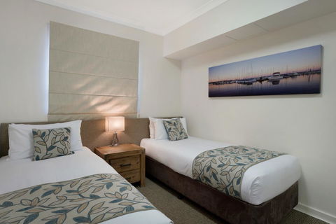 Broadwater Resort Como - Tourism Townsville 2