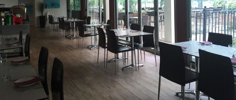 Broadwater Resort Como - Tourism Townsville 36