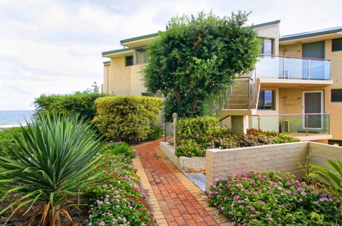 Scarborough Beach Front Resort - Shell Ten - Tourism Townsville 14