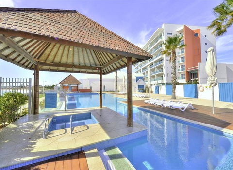 Nautica Residences Mandurah - Tourism Townsville 14