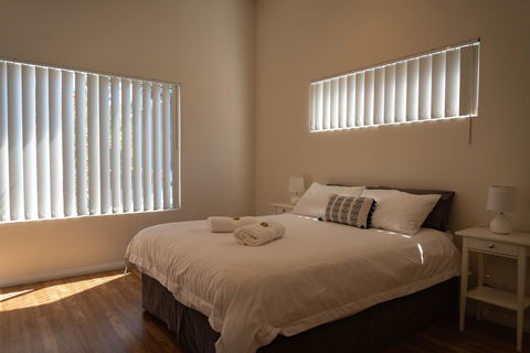 Cape Villas Dunsborough Unit 2 - Tourism Townsville 8