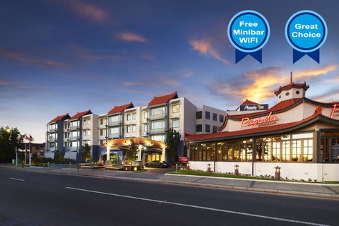 Pagoda Resort & Spa - Tourism Townsville 0