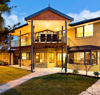 Mullaloo Beachfront Retreat - Tourism Townsville
