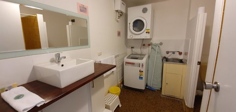 West Beach Lagoon 202 - Quiet & Ground Floor! - Tourism Townsville 8