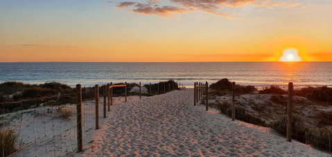 West Beach Lagoon 202 - Quiet & Ground Floor! - Tourism Townsville 31