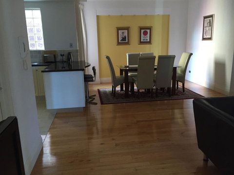 West End District Apartments - Tourism Townsville 16
