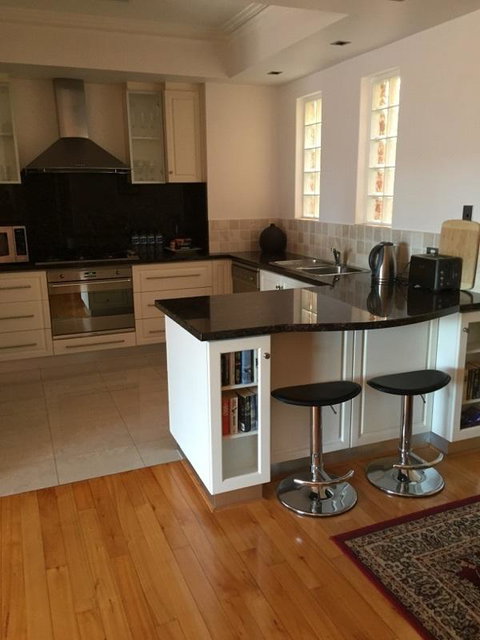 West End District Apartments - Tourism Townsville 20