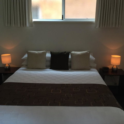 West End District Apartments - Tourism Townsville 4