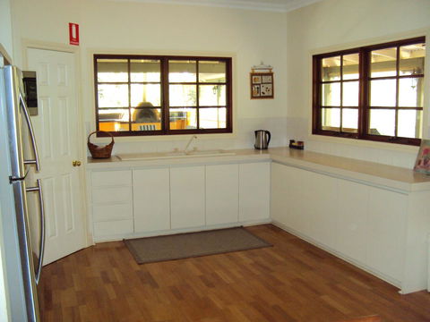 Riverglen Chalets - Tourism Townsville 24
