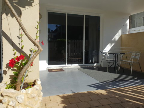 Stirling Apartments - Studio 1 - Tourism Townsville 7