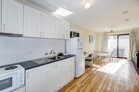 West Beach Lagoon 208 â€“ Great Value! - Tourism Townsville 12
