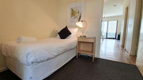 West Beach Lagoon 208 â€“ Great Value! - Tourism Townsville 7