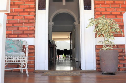 Fremantle Heritage Home For You To Enjoy! - Tourism Townsville 19