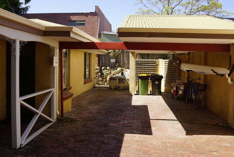 Suffolk House - Tourism Townsville 4