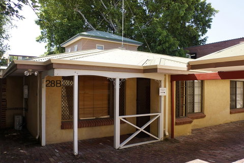 Suffolk House - Tourism Townsville 3