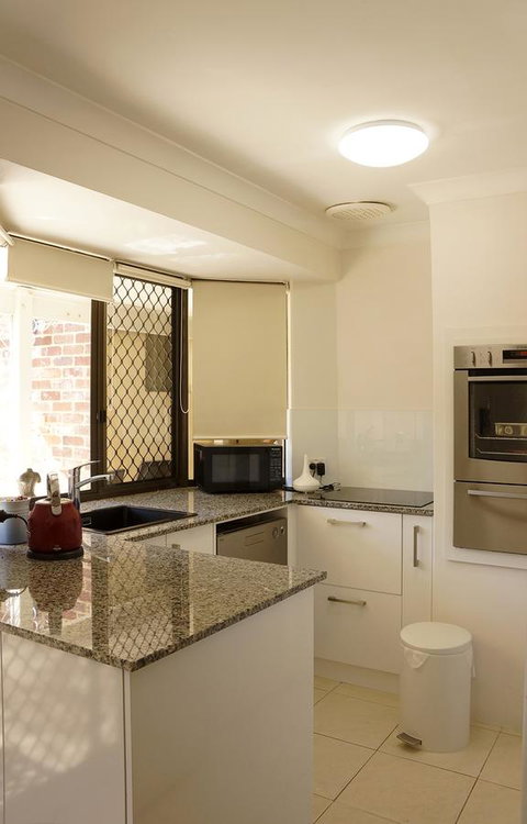 Suffolk House - Tourism Townsville 9