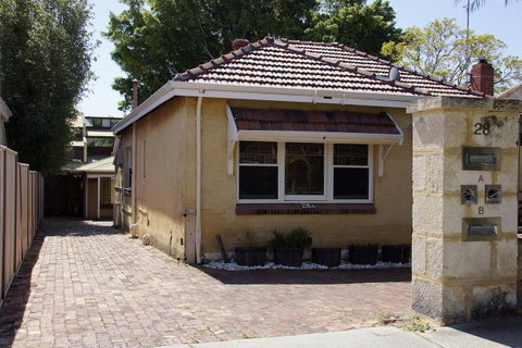 Suffolk House - Tourism Townsville 2