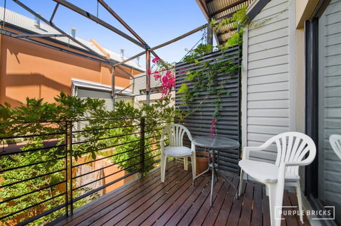 Spacious Central Townhouse - Tourism Townsville 10