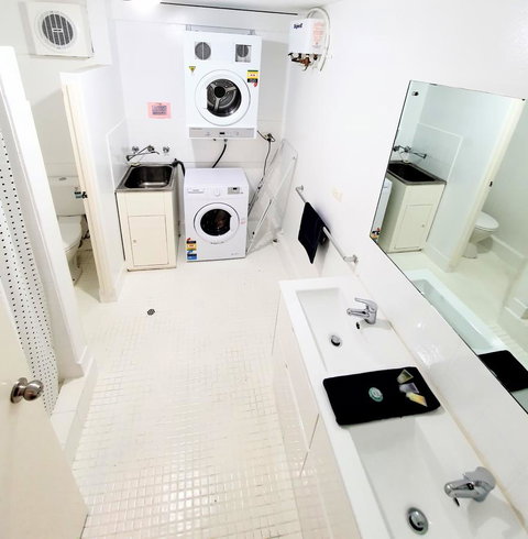 West Beach Lagoon 107 - Great Value - Tourism Townsville 9