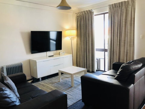 West Beach Lagoon 107 - Great Value - Tourism Townsville 6