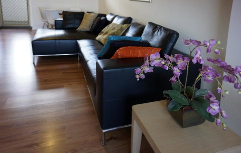 Studio 208 With Ocean Views - Tourism Townsville 6