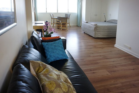 Studio 208 With Ocean Views - Tourism Townsville 8