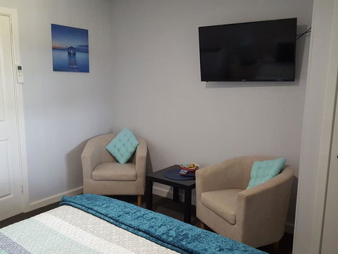 Palm Beach Bed & Breakfast - Tourism Townsville 3