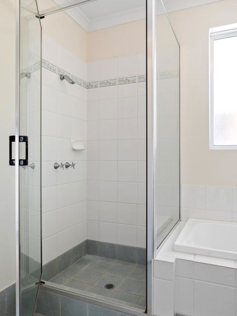 Cooper Street - Tourism Townsville 21