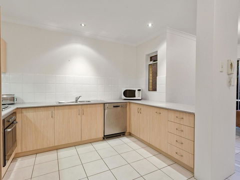 Cooper Street - Tourism Townsville 24