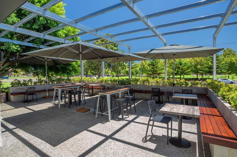 Hotel Clipper - Tourism Townsville 1