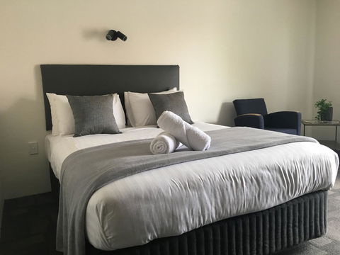 Hotel Clipper - Tourism Townsville 4