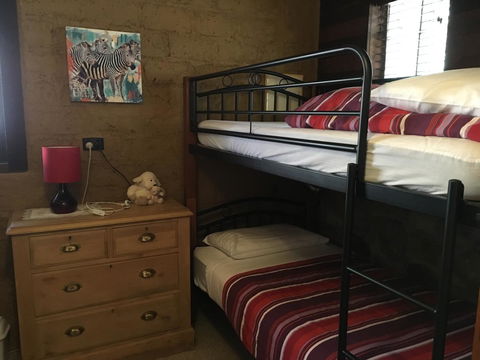 Kangaroo Valley Cottage - Tourism Townsville 5