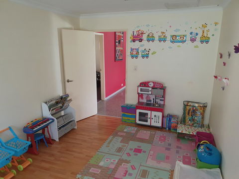 The Entertainer - Tourism Townsville 18