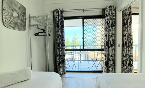 West Beach Lagoon 211 â€“ Great Views - Tourism Townsville 13