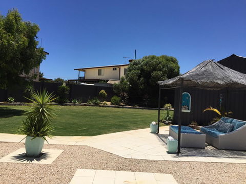 Aqua Shack Jurien Bay - Tourism Townsville 3