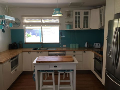 Aqua Shack Jurien Bay - Tourism Townsville 1