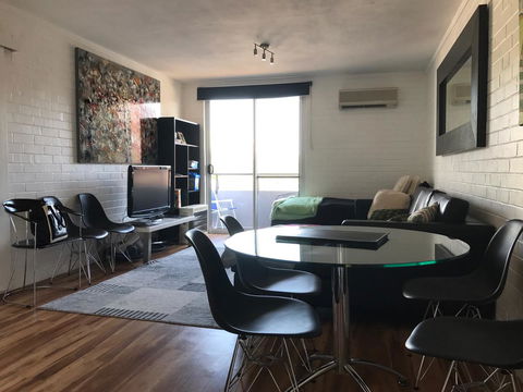 Location Location Vacation - Tourism Townsville 7